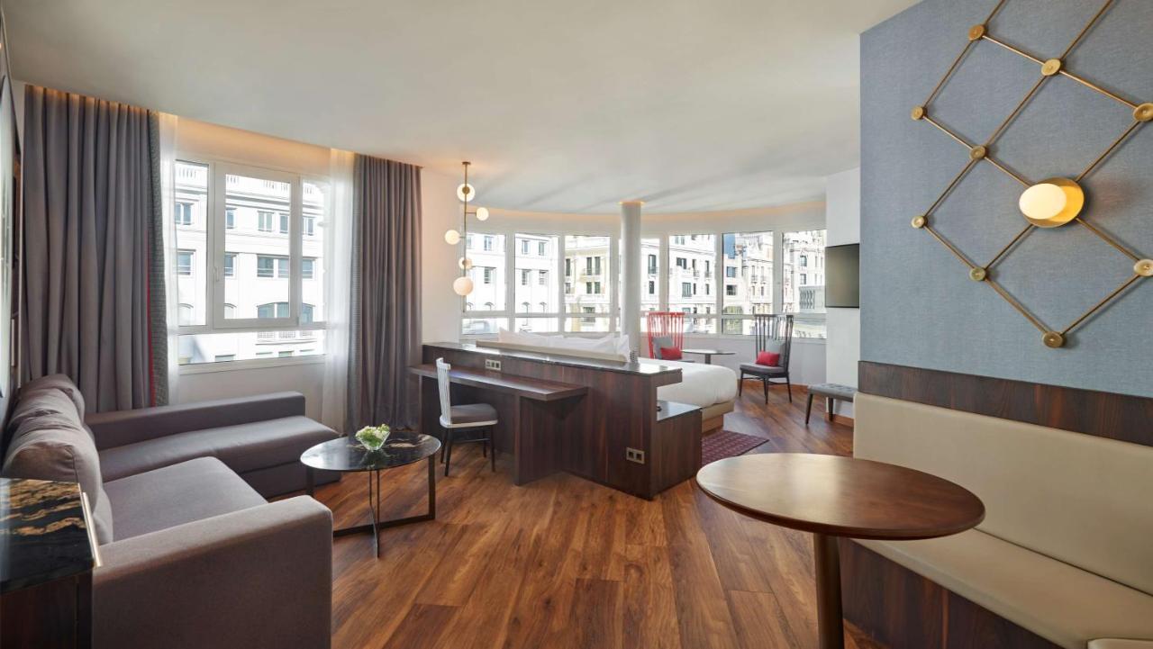 Hotel Hyatt Centric Gran Via Madrid Esterno foto