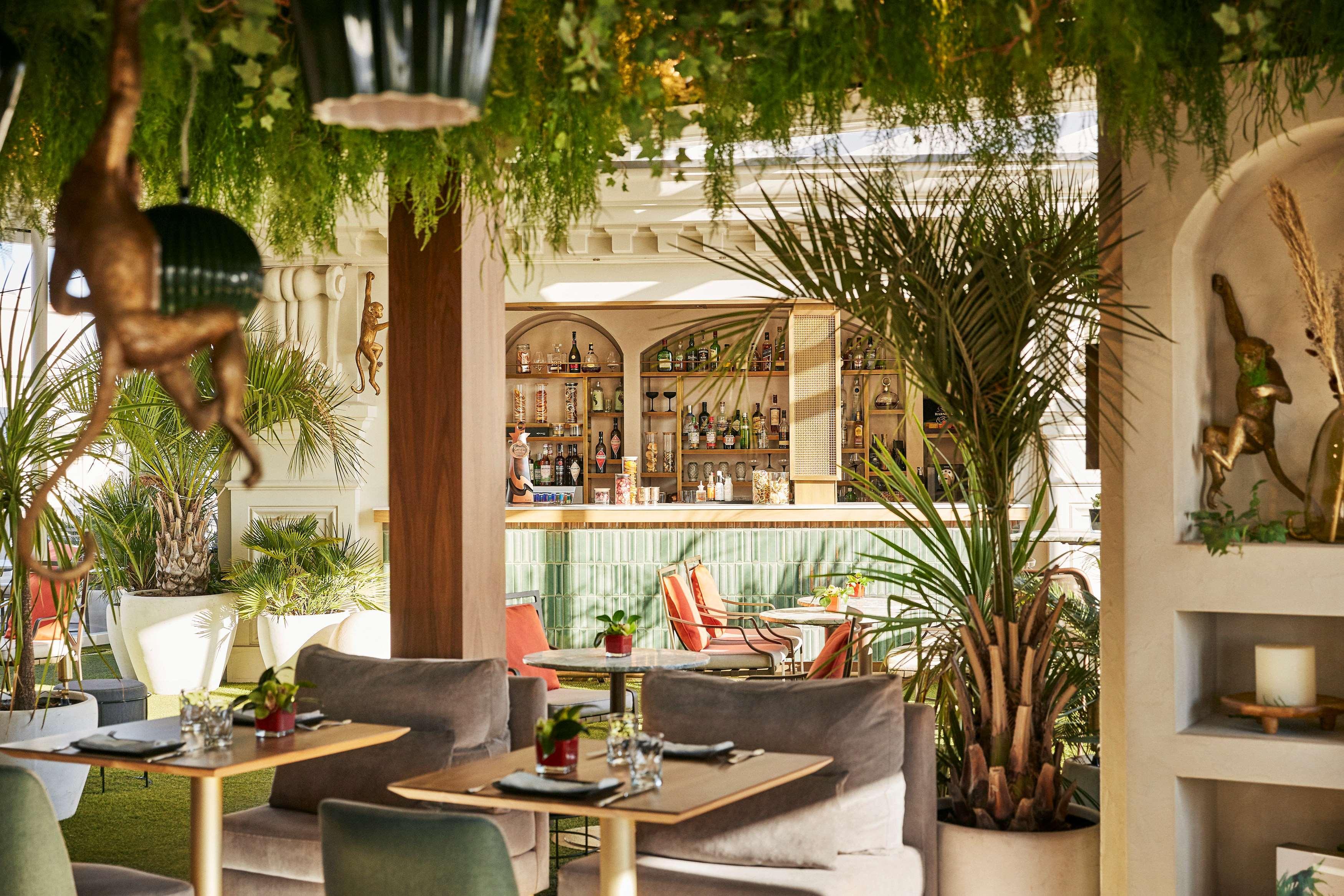 Hotel Hyatt Centric Gran Via Madrid Esterno foto The Bar
