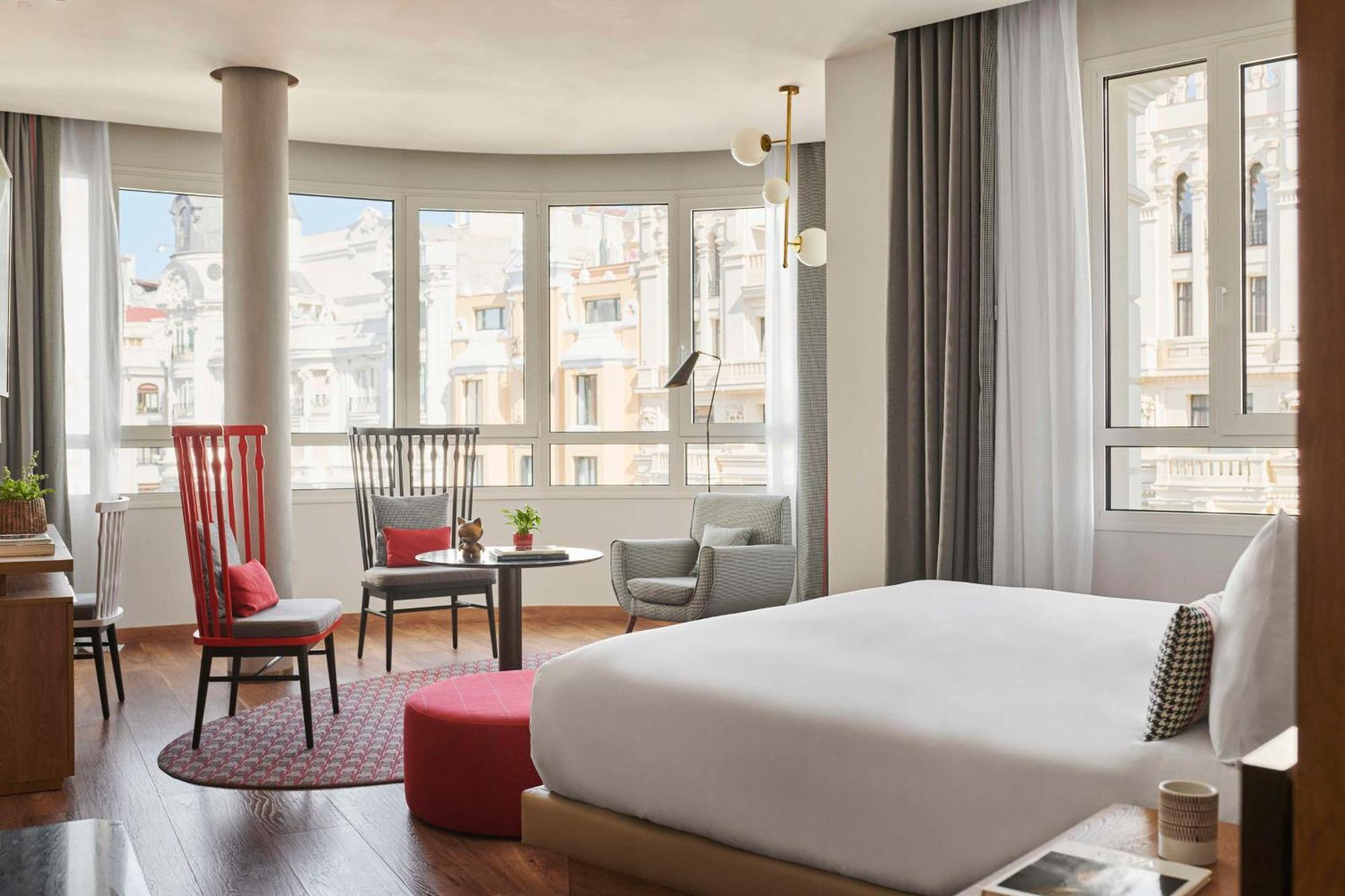 Hotel Hyatt Centric Gran Via Madrid Esterno foto Deluxe Room