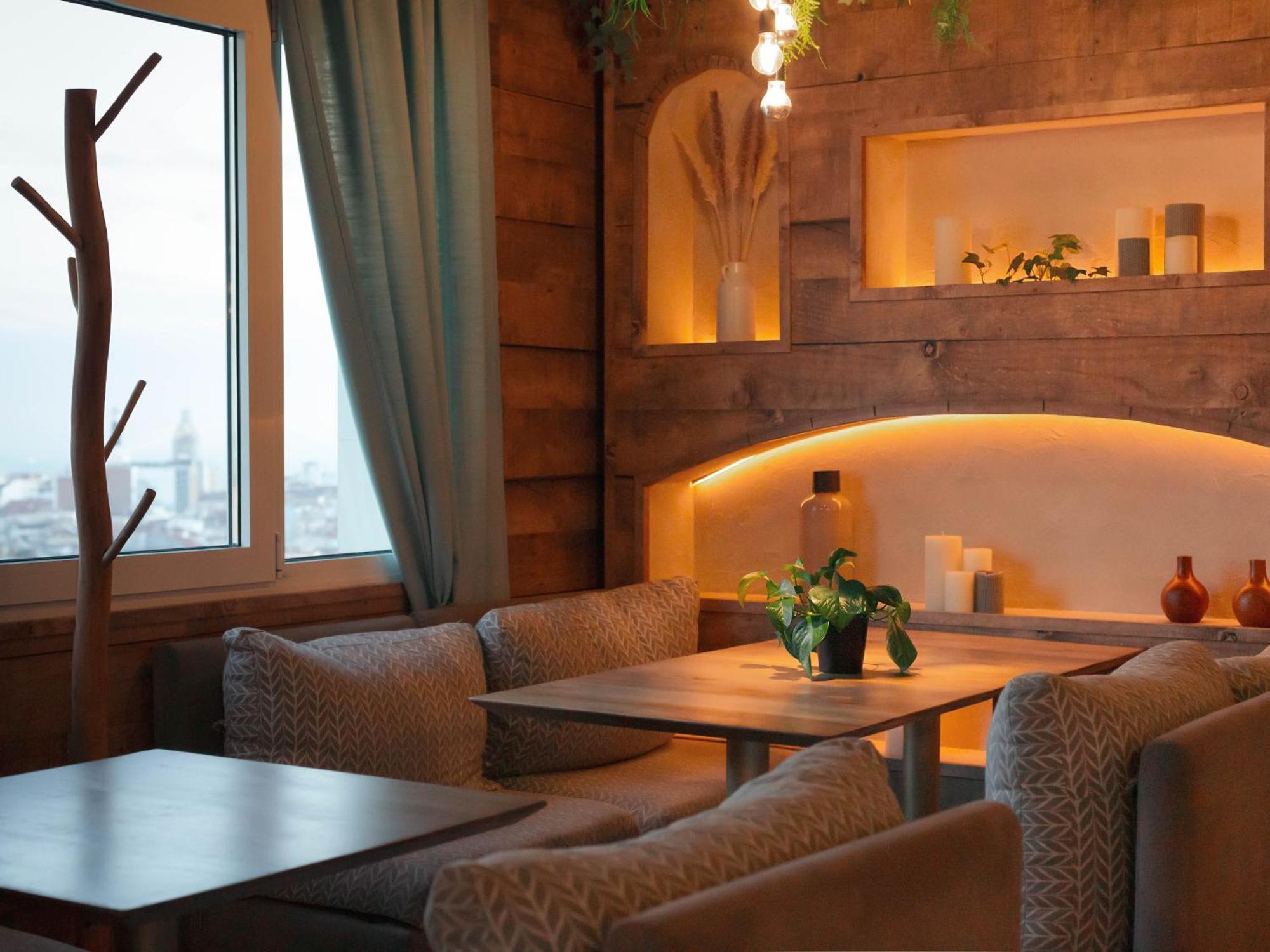 Hotel Hyatt Centric Gran Via Madrid Esterno foto Interior of a sauna